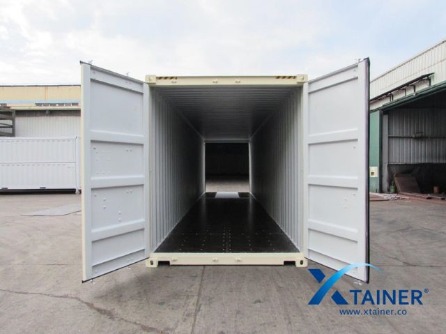 40ft High Cube Double Door Container in RAL 1015 (Light ivory) of our Model 8
Quick reserve: quote@bslcontainers.com ✉️
#bslcontainers #shippingcontainer #isocontainer #container